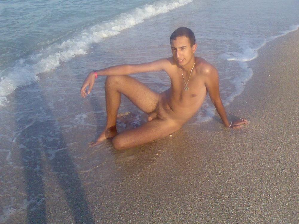 15P Warning -  real unbelievable nudist photos and videos