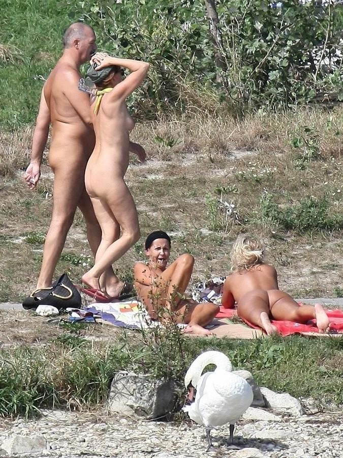 15P Warning -  real unbelievable nudist photos and videos