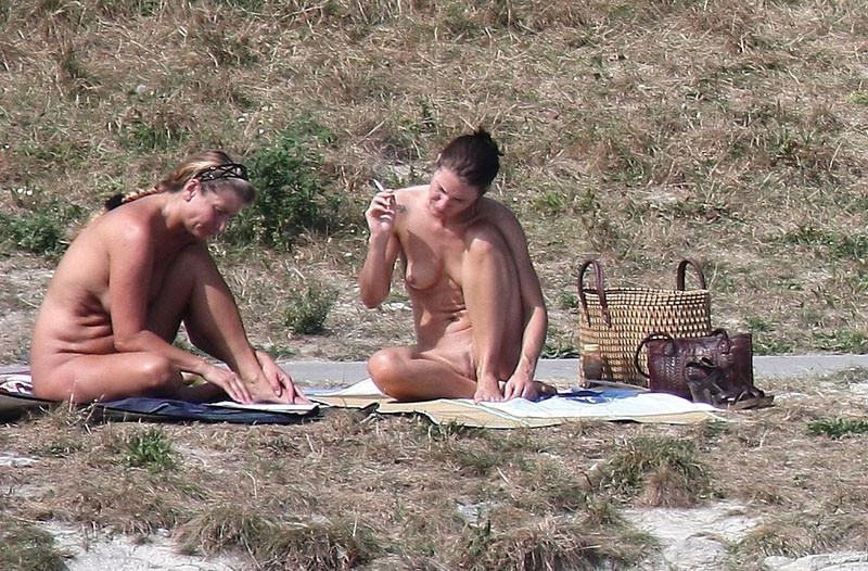 15P Warning -  real unbelievable nudist photos and videos