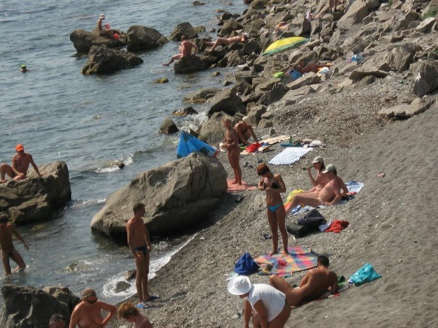 15P Warning -  real unbelievable nudist photos and videos