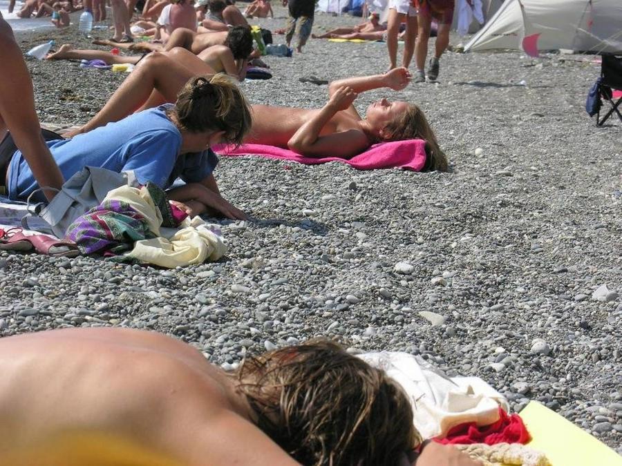 15P Warning -  real unbelievable nudist photos and videos