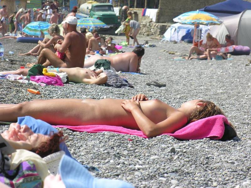 15P Warning -  real unbelievable nudist photos and videos