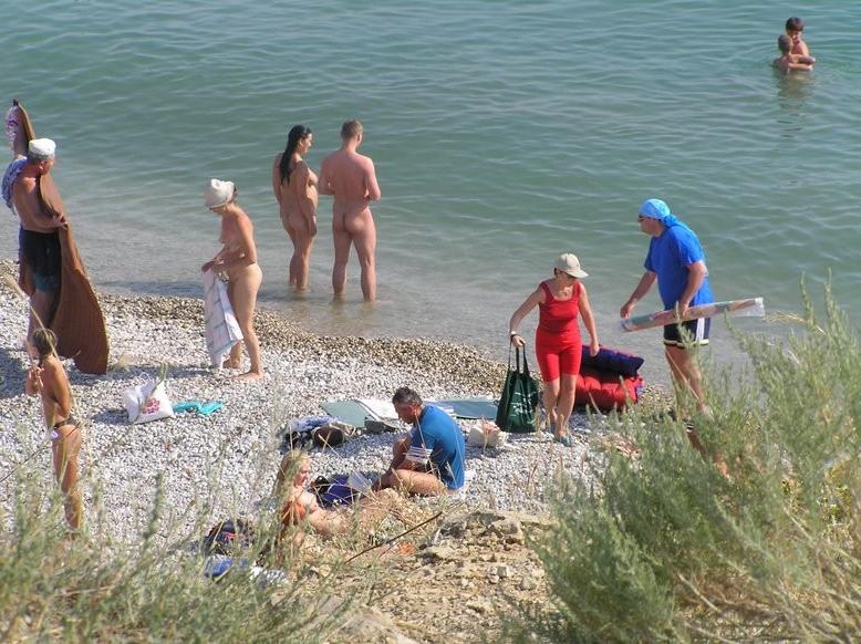 15P Warning -  real unbelievable nudist photos and videos