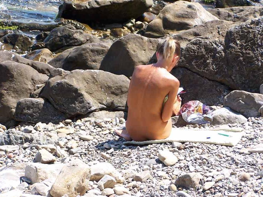 15P Warning -  real unbelievable nudist photos and videos