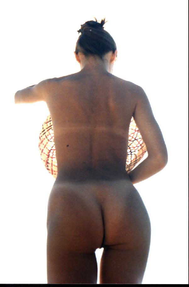 15P Warning -  real unbelievable nudist photos and videos