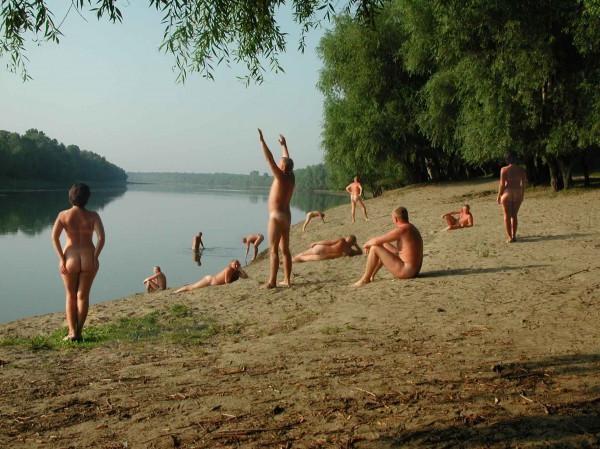 15P Warning -  real unbelievable nudist photos and videos