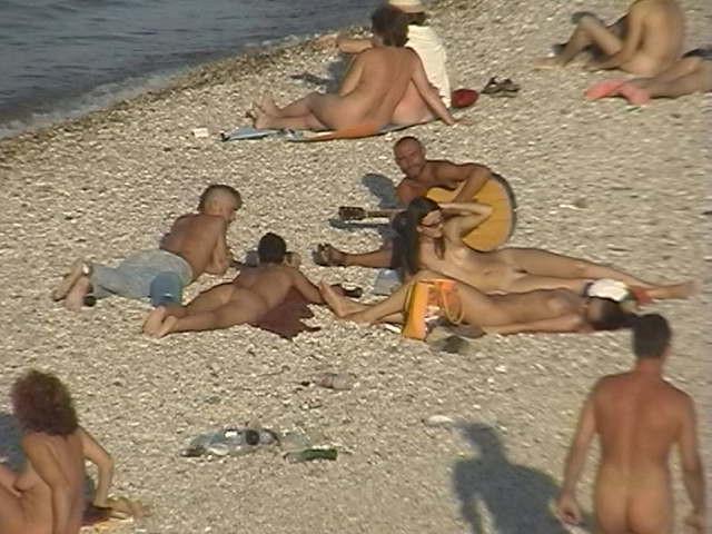 15P Warning -  real unbelievable nudist photos and videos