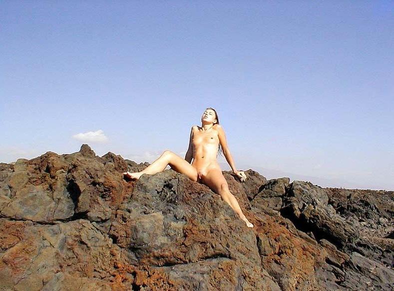 15P Warning -  real unbelievable nudist photos and videos
