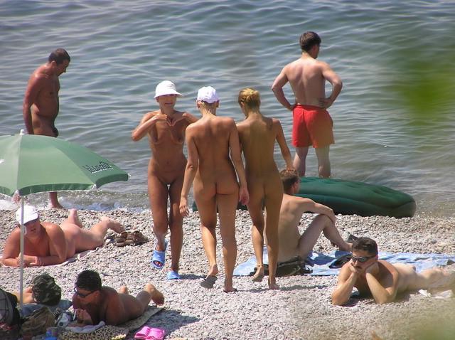 15P Warning -  real unbelievable nudist photos and videos