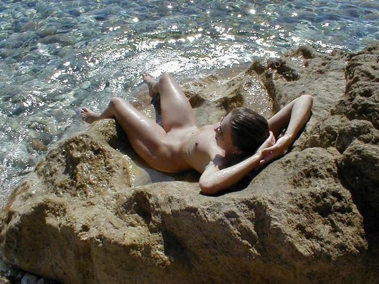 15P Warning -  real unbelievable nudist photos and videos