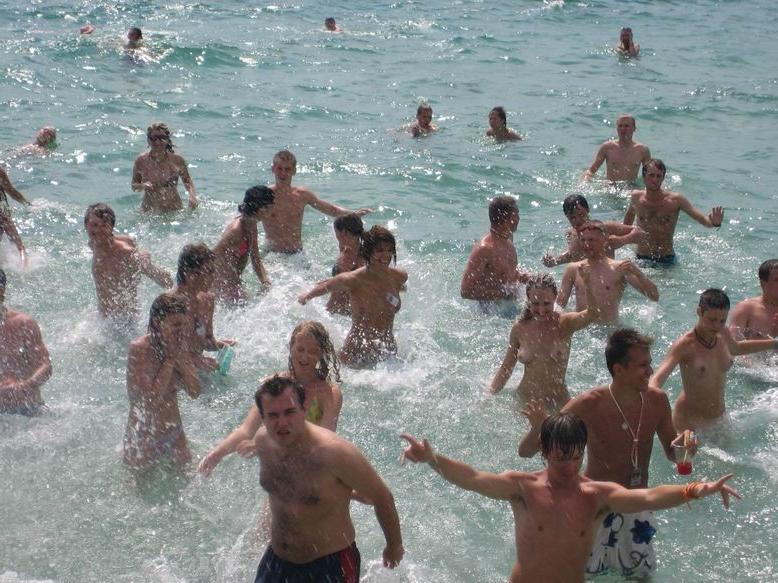 15P Warning -  real unbelievable nudist photos and videos