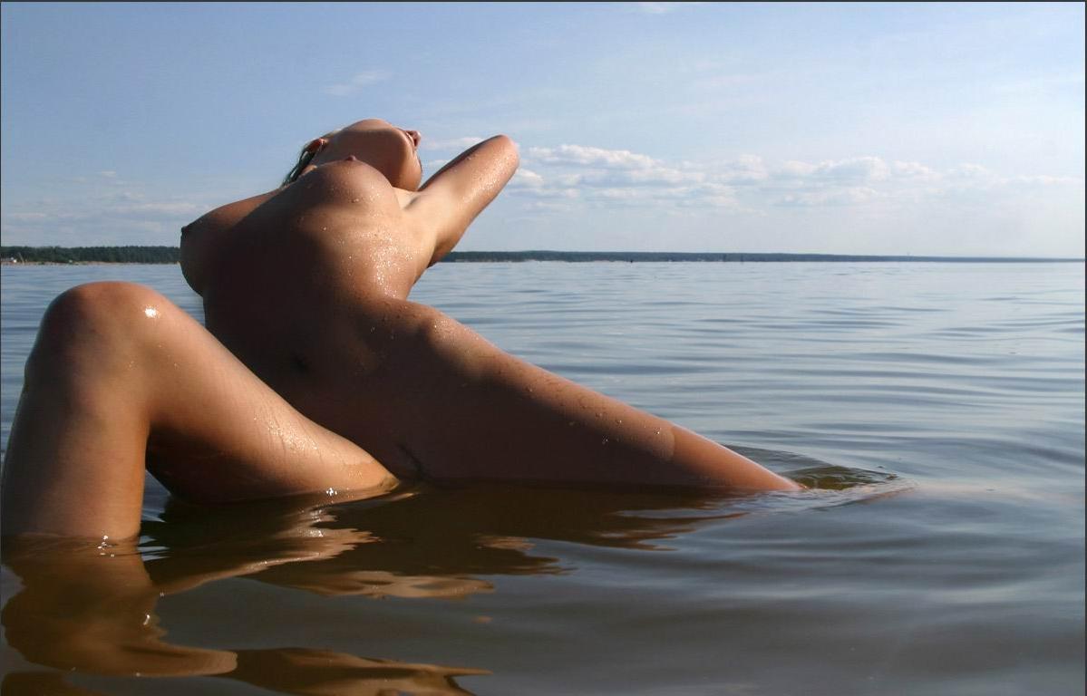 15P Warning -  real unbelievable nudist photos and videos
