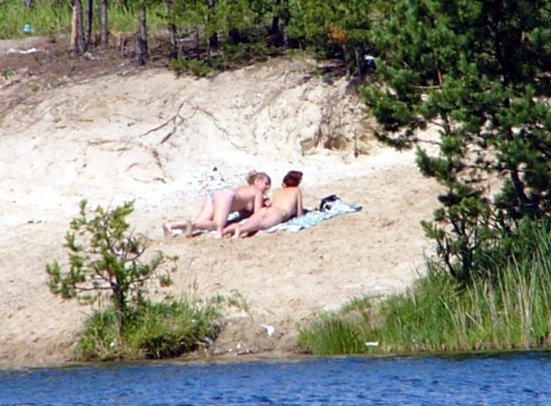 15P Warning -  real unbelievable nudist photos and videos