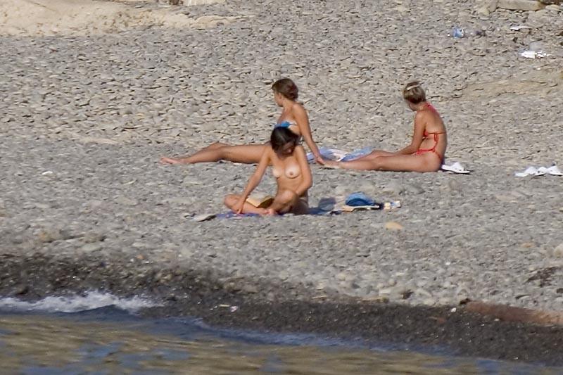 15P Warning -  real unbelievable nudist photos and videos