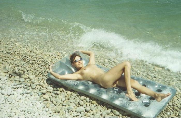 15P Warning -  real unbelievable nudist photos and videos
