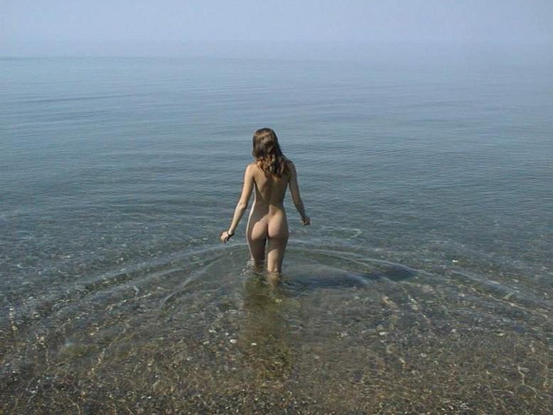 15P Warning -  real unbelievable nudist photos and videos
