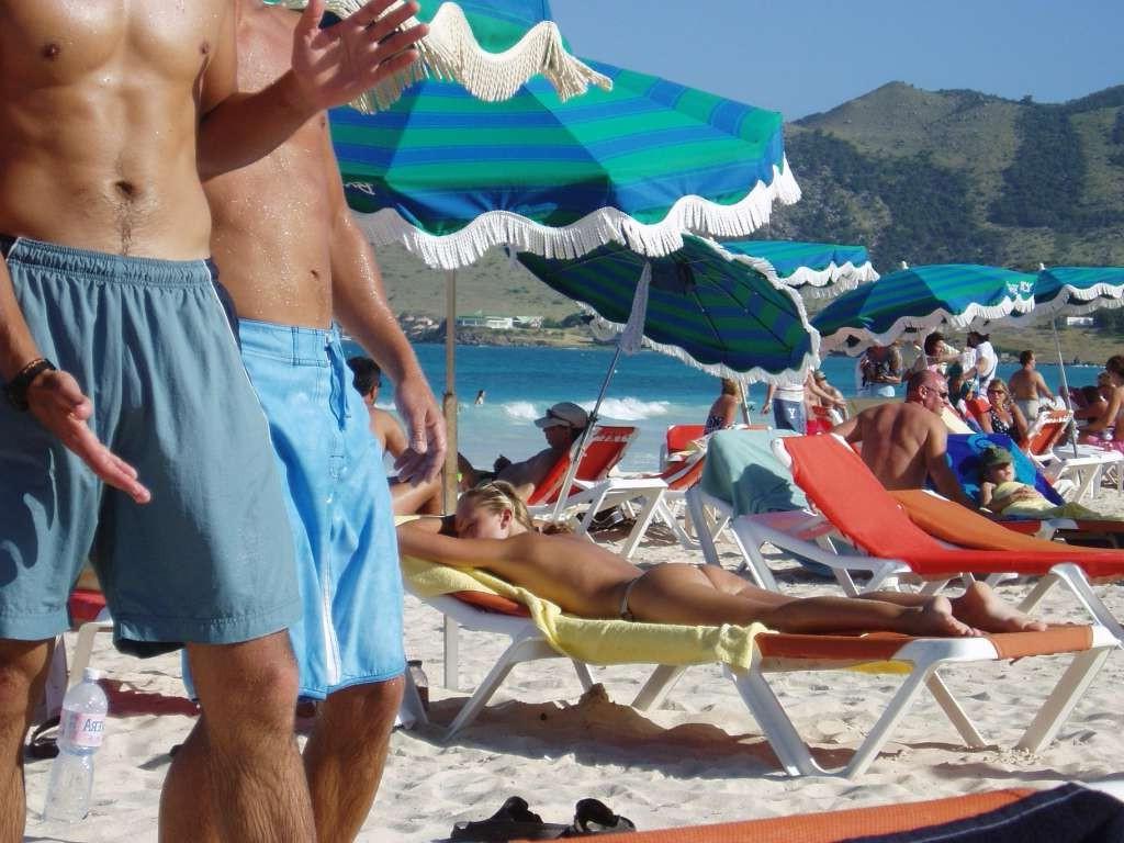 15P Warning -  real unbelievable nudist photos and videos
