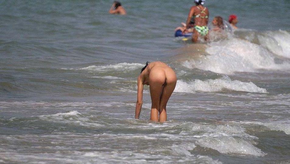 15P Warning -  real unbelievable nudist photos and videos