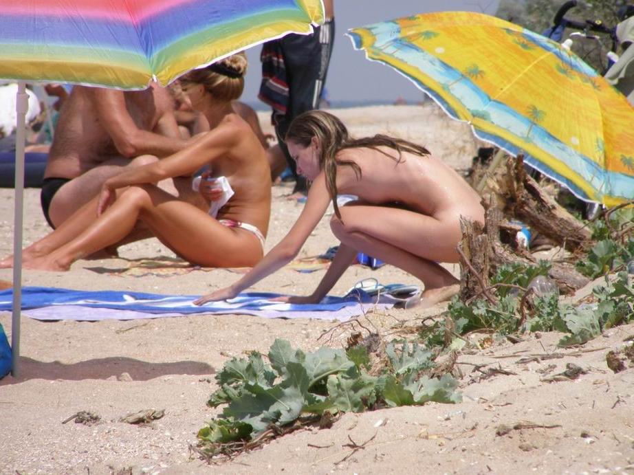 15P Warning -  real unbelievable nudist photos and videos