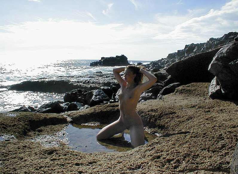 15P Warning -  real unbelievable nudist photos and videos