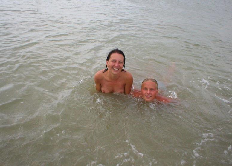 15P Warning -  real unbelievable nudist photos and videos