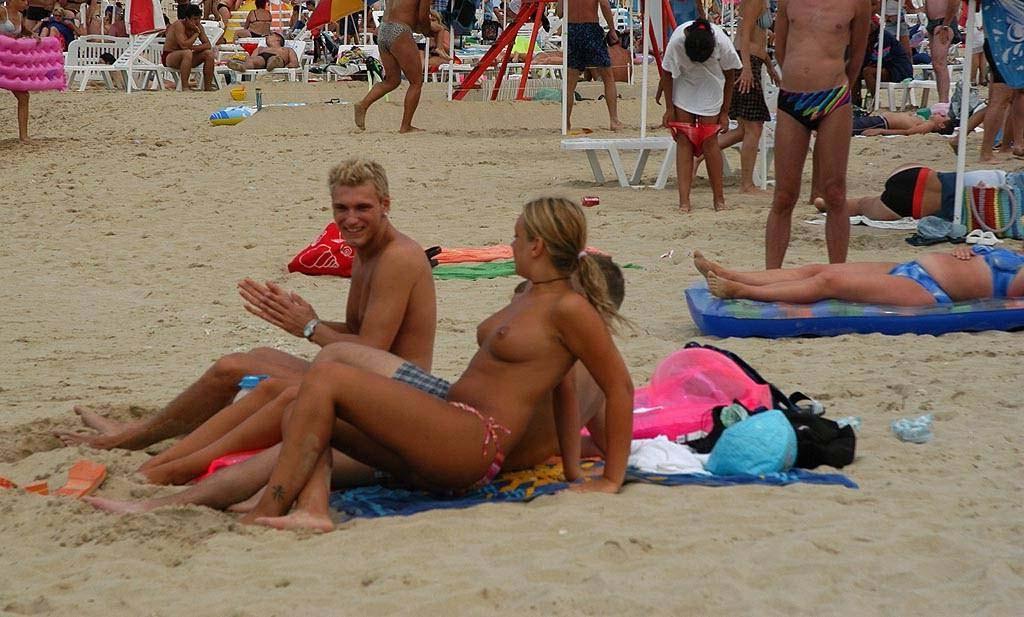 15P Achtung – wirklich unglaubliche FKK-Fotos und -Videos