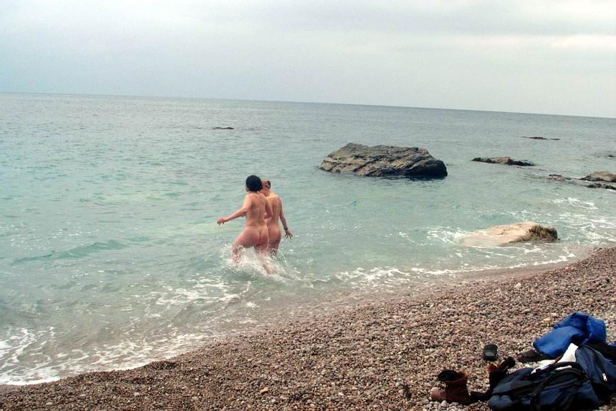 15P Warning -  real unbelievable nudist photos and videos