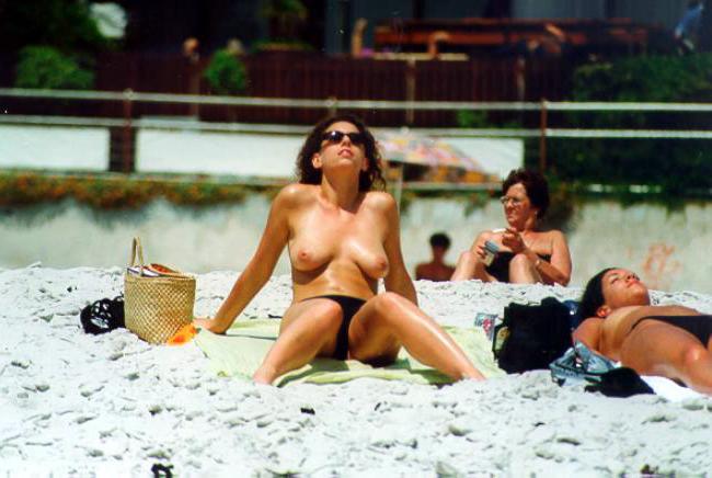 15P Warning -  real unbelievable nudist photos and videos
