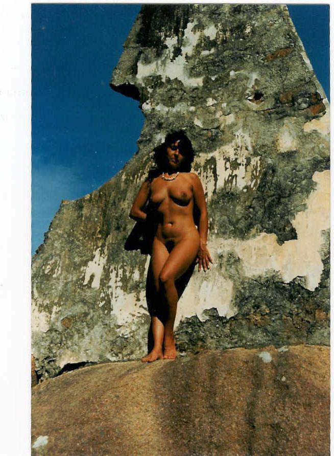 15P Warning -  real unbelievable nudist photos and videos