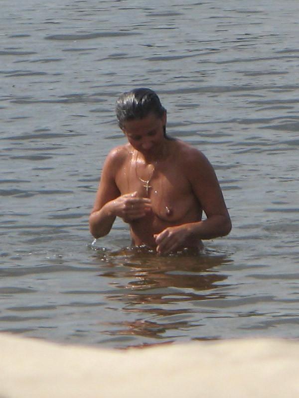 15P Warning -  real unbelievable nudist photos and videos