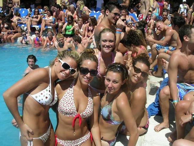 20P Horny college angels in bikinis