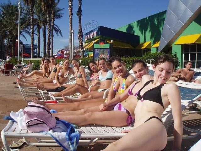 20P Horny college angels in bikinis