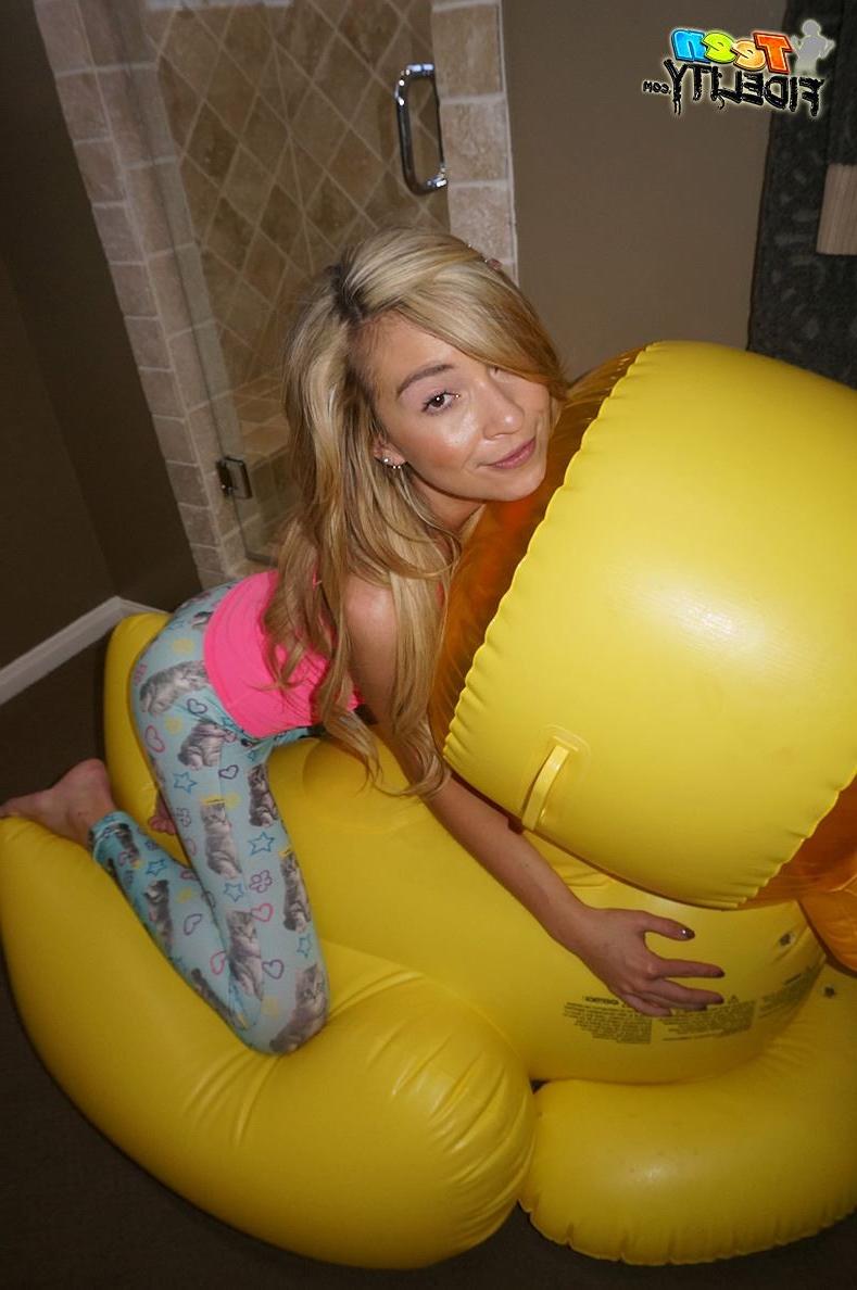 16P Kylie Nicole Fucked