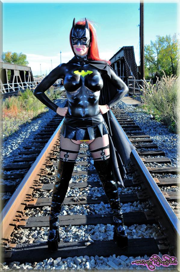 12P Shanda Fay is Bat Girl Exploring Public Nudity