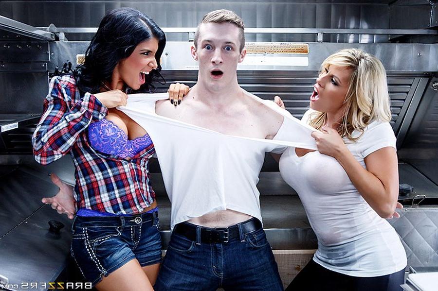 15P Charisma Cappelli and Romi Rain in a threesome