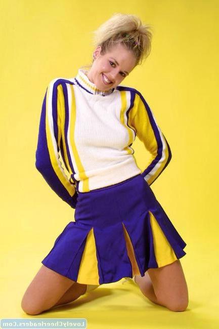 15P Pony tailed blonde cheerleader Mina press dildo between her tits