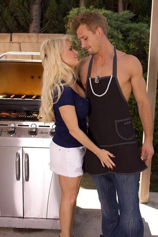 15P Milf With Huge Racks Fucks A Stud Outdoors
