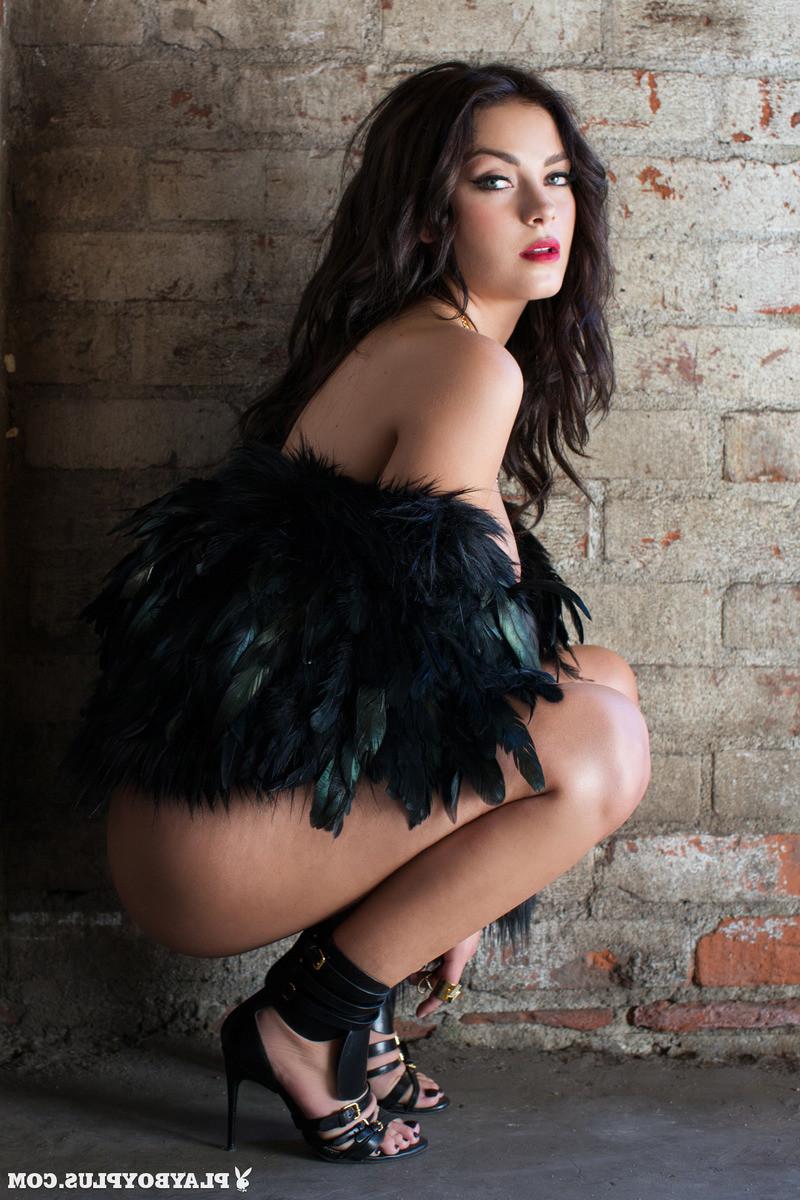 15P Playboy model Alexandra Tyler sexy photos