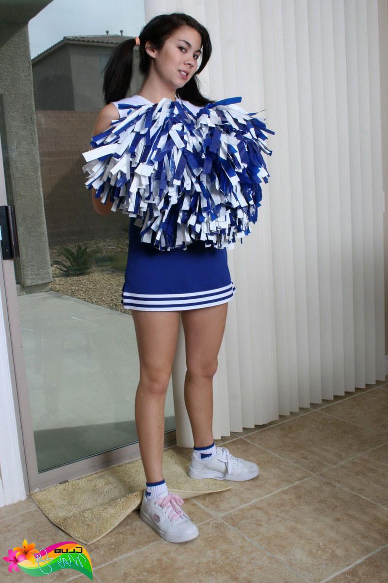 16P Beauty Mai Ly plays around in her cute cheerleader costume
