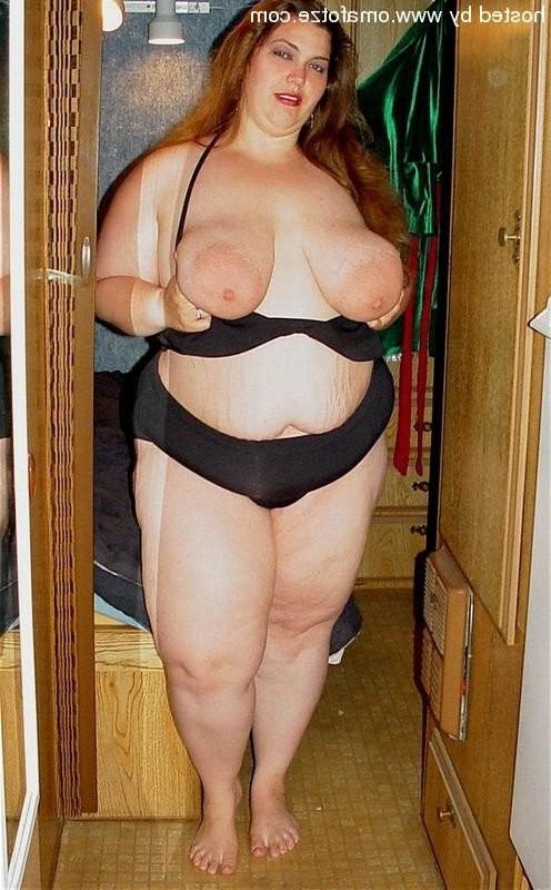 16P super mature plumper moms