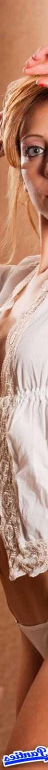18P Tina white cotton thong
