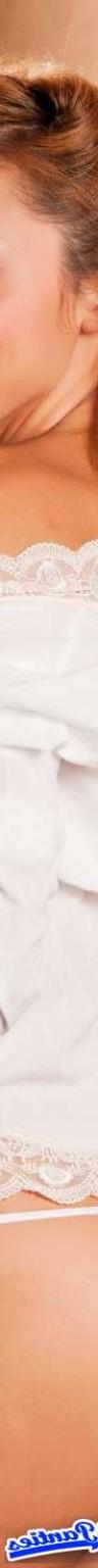 18P Tina white cotton thong