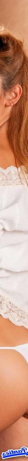 18P Tina white cotton thong
