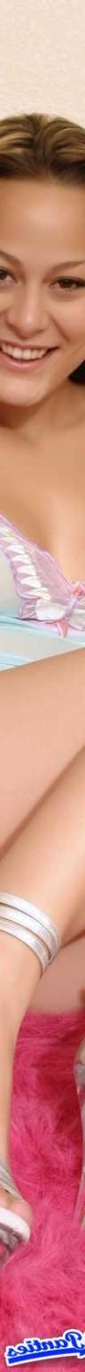 18P Daisy sheer white thong