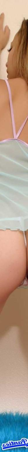 18P Daisy sheer white thong