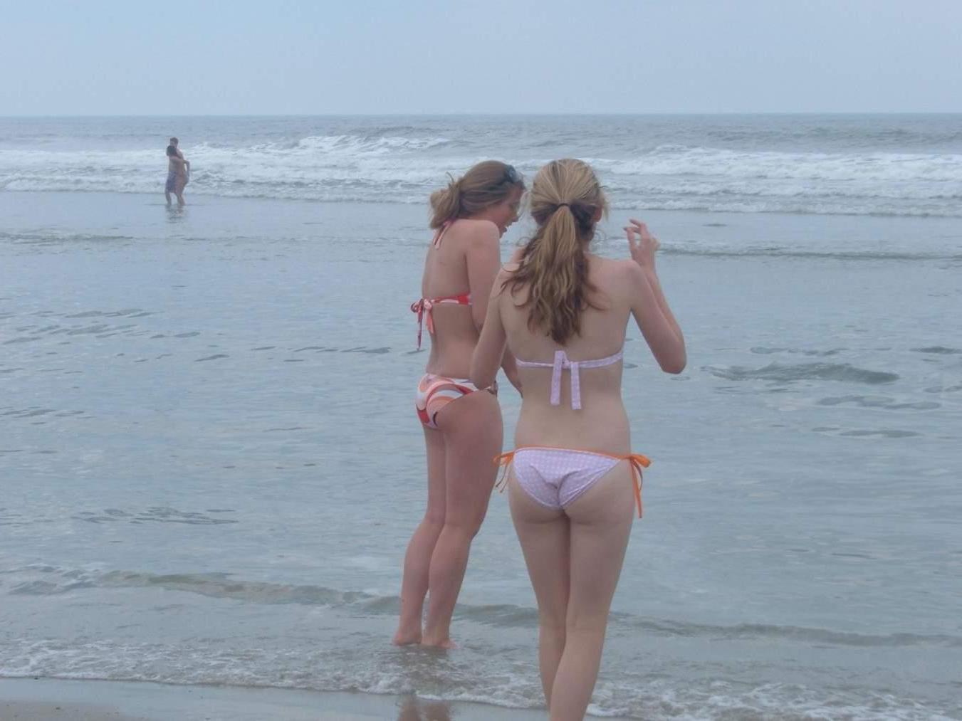 16P Cute Teens Pose For Camera On Beach In Tiny Bikinis