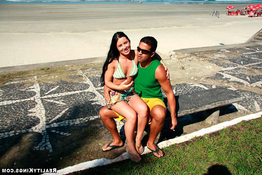 12P Sexy brazilian booty babeb picked up on the beach in these amazing pics gets nai
