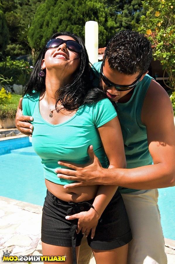 14P Brazilian hottie car breaks down dude comes by takes her home and she repays him