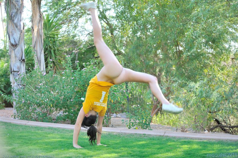 15P A hot petite teen cheerleaders tight shaven pussy