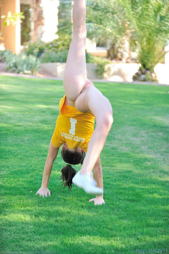 15P A hot petite teen cheerleaders tight shaven pussy